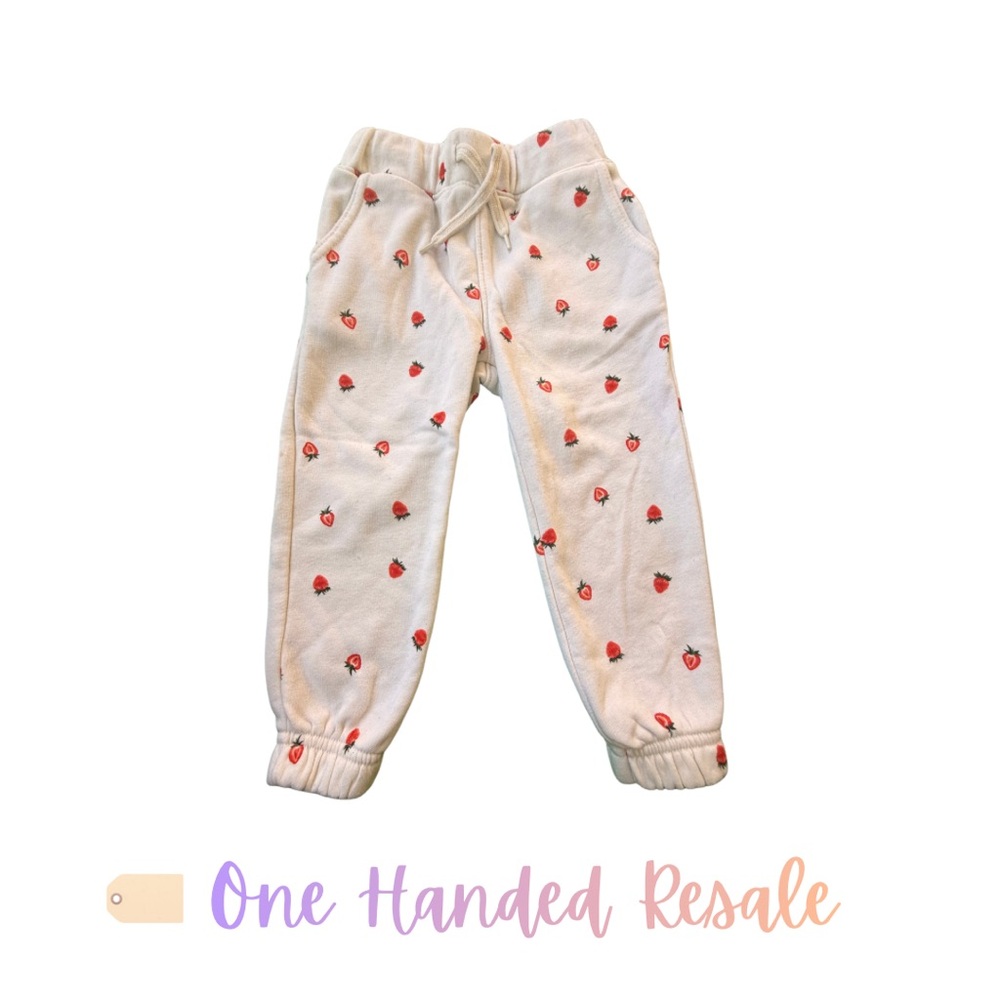 🍓 Old Navy Kids Cream Joggers w/ Strawberry Pattern Girls Boys Unisex  2T